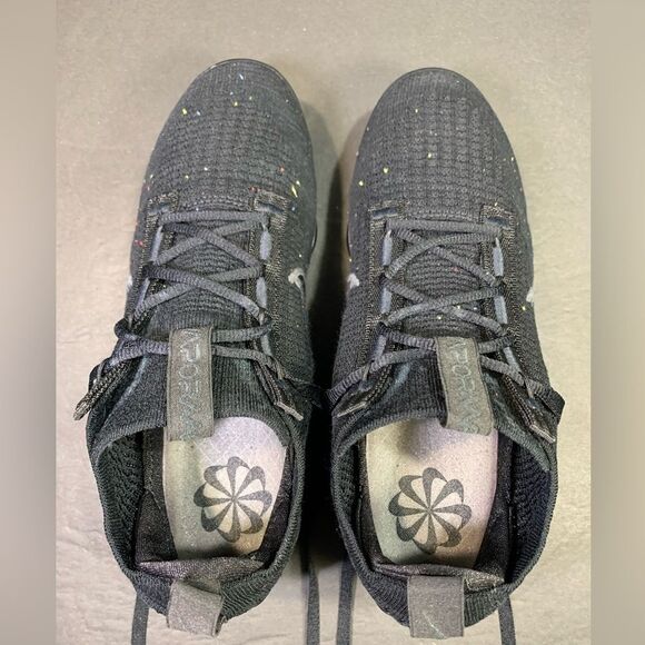 Nike Air VaporMax Sneakers Black Shoe Sizes 5.5 Womens or Youth 4Y - Picture 6 of 8